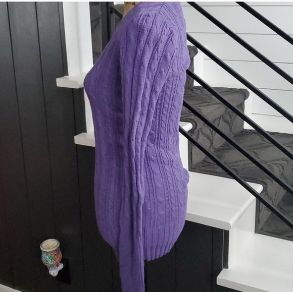 American Eagle Cable Knit Sweater - Picture 4 of 8